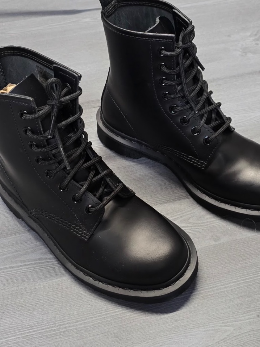 Dr. Martens 1460 Mono smooth leather lace up boots